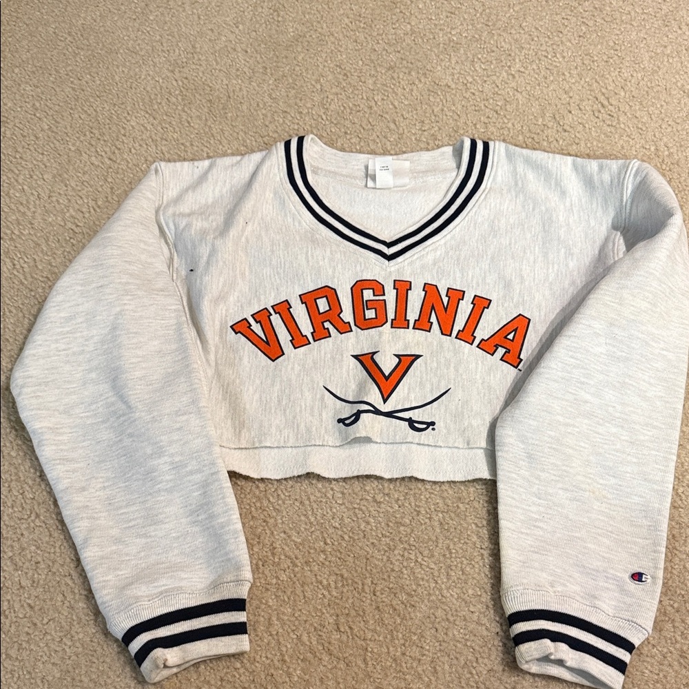 Champion Women's Cream and Black Virginia V-Neck Sweater- cropped and Sz XS